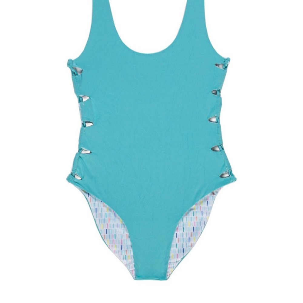 L’Port One Piece reversible swimsuits